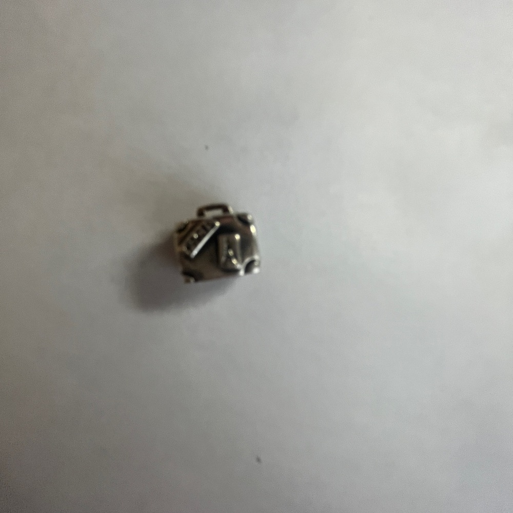 Pandora suitcase charm